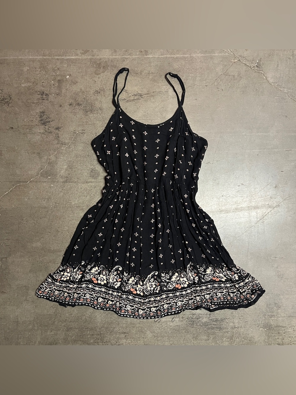 Forever 21 Black Flowy Summer Dress